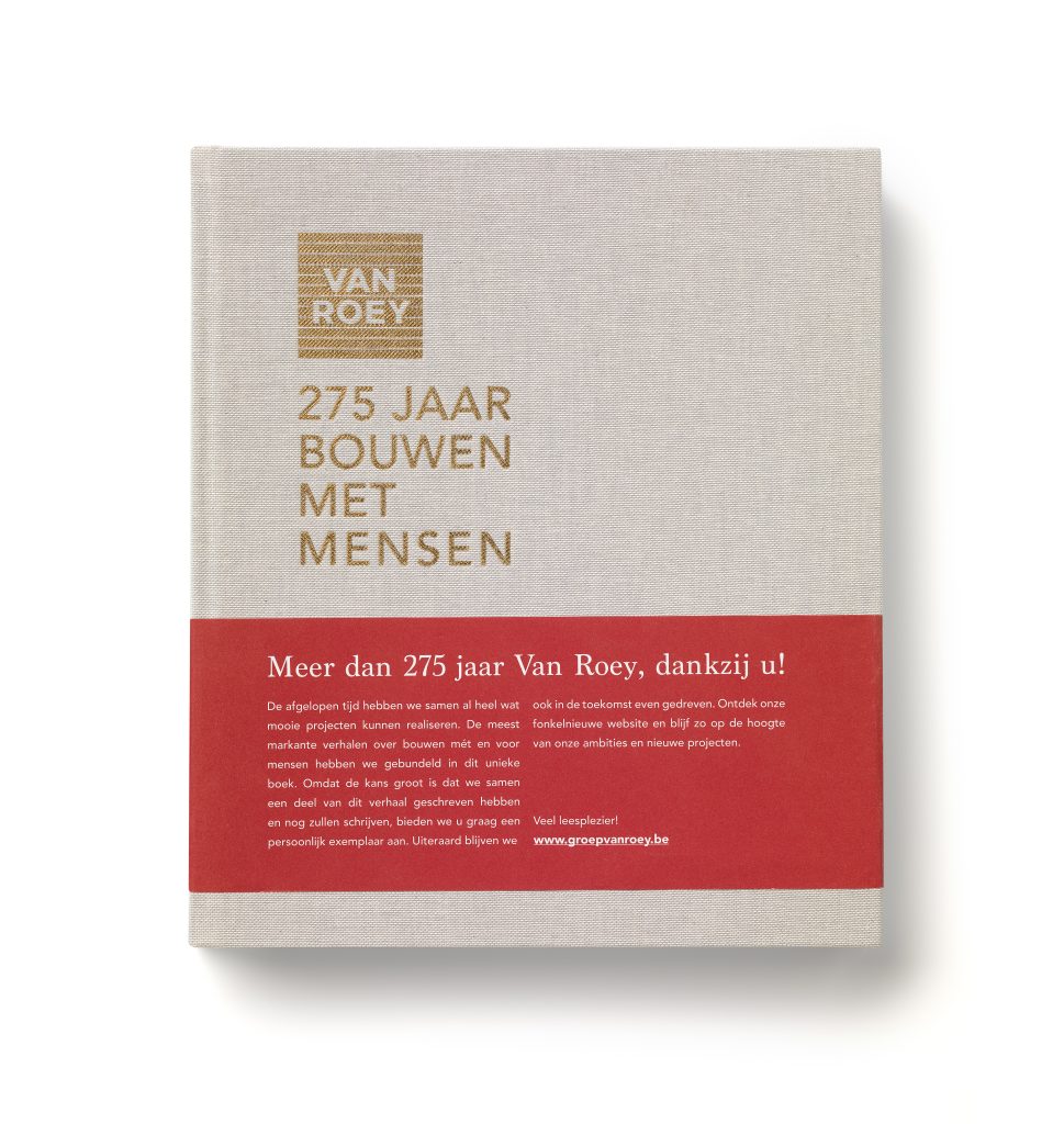 Uniek legacy boek op maat voor familiebedrijf Van Roey. Ontworpen door creatieve studio 'Studio Kemmers'